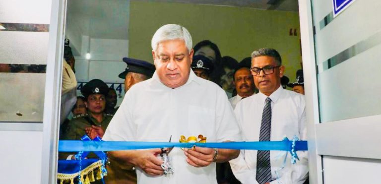 කිසිදු බලපෑමකට යටත් නොවී මාර්ගගත ආරක්ෂණ පනත (online safety bill) ඉදිරිපත් කිරීමට කටයුතු කරනවා