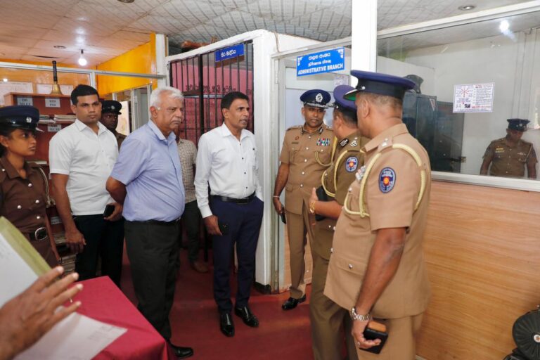 Minister’s Visit to the Northern Province